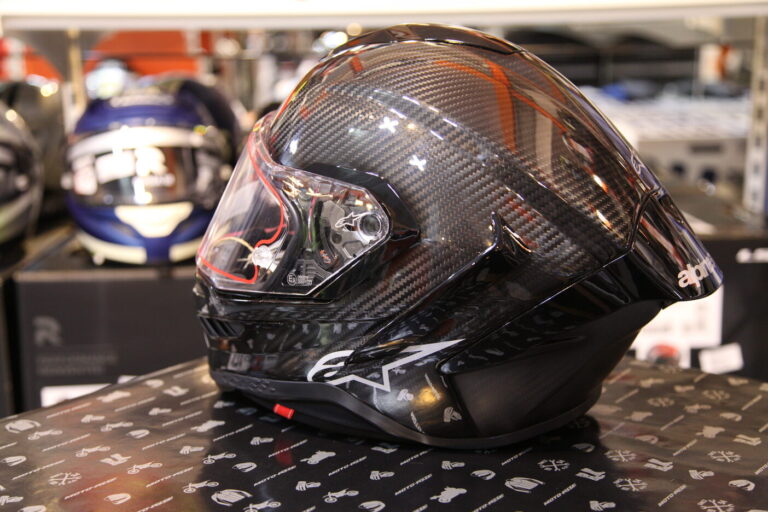 Alpinestars_Supertech R10_Fibre_2