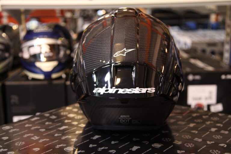 Alpinestars_Supertech R10_Fibre_3